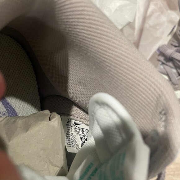 Nike Dunk High Up Size 7.5 (Women's)/6 (Men's) - Picture 9 of 12